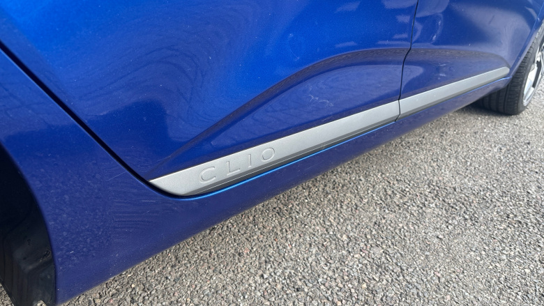 Renault Clio 1.0 TCe 100 RS Line 5dr Petrol Hatchback